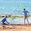 kids-at-beach